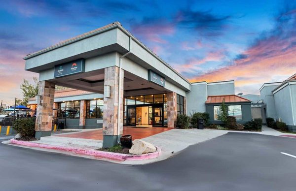 Clarion Inn Salt Lake City Airport — Property