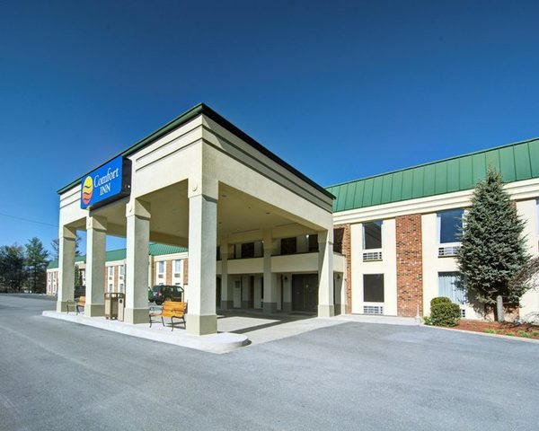 Clarion Pointe Beckley — Property