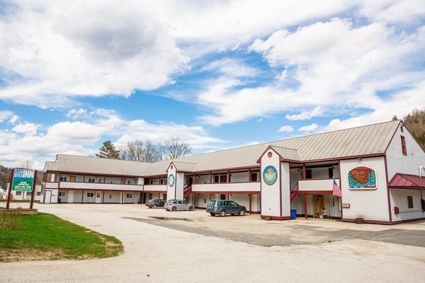 Clear River Inn — Property