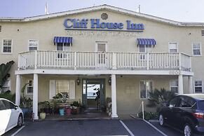 Cliff House Inn on the Ocean Ventura California — Property