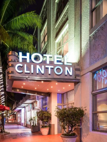 Clinton Hotel South Beach Miami Beach Florida — Property