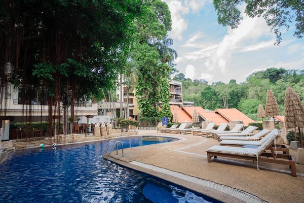Club Bamboo Boutique Patong Beach Resort — Property