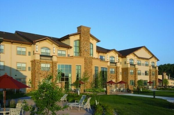 Clubhouse Hotel Suites Sioux Falls — Property