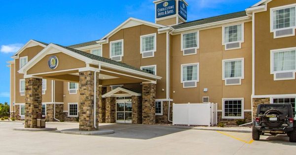 Cobblestone Hotel and Suites Torrington — Property