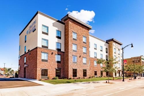 Cobblestone Hotel Suites Superior Duluth — Property
