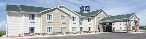 Cobblestone Inn Suites Eaton Eaton Colorado — Property