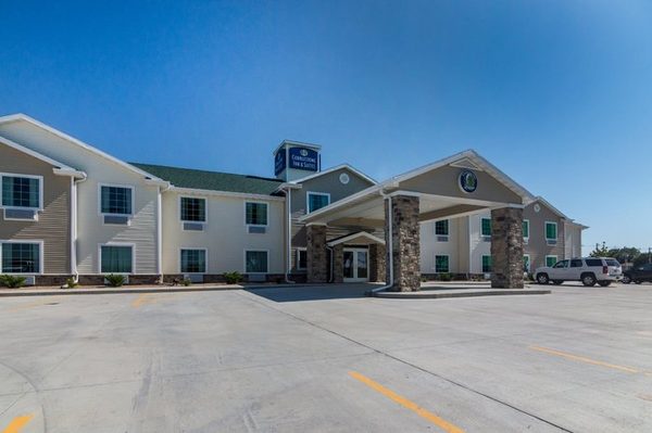 Cobblestone Inn Suites Lakin Lakin Kansas — Property