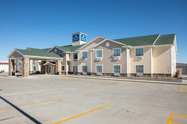 Cobblestone Inn Suites Pine Bluffs — Property