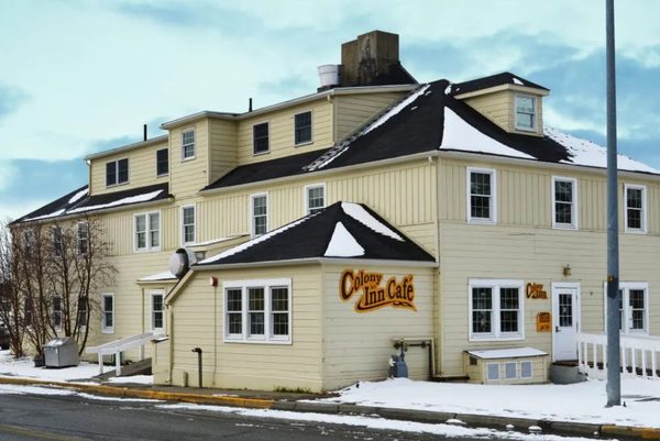 Colony Inn — Property