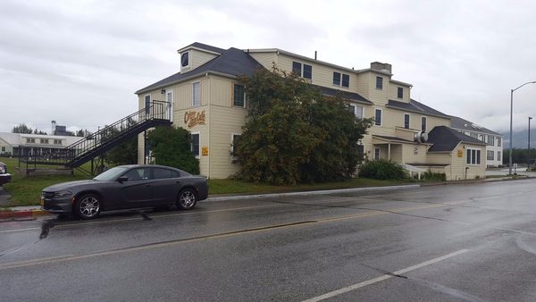 Colony Inn — Property
