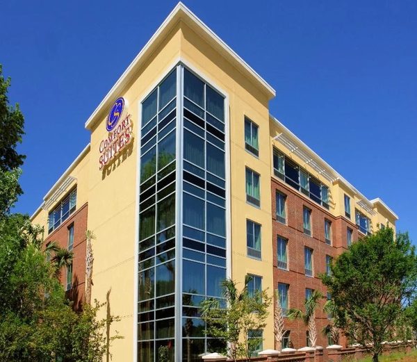 Comfort Inn Charleston WV — Property