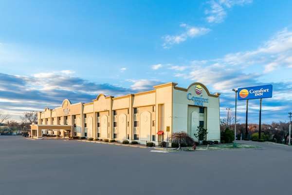 Comfort Inn Festus Festus Missouri — Property