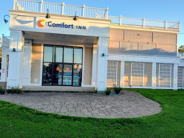 Comfort Inn — Property
