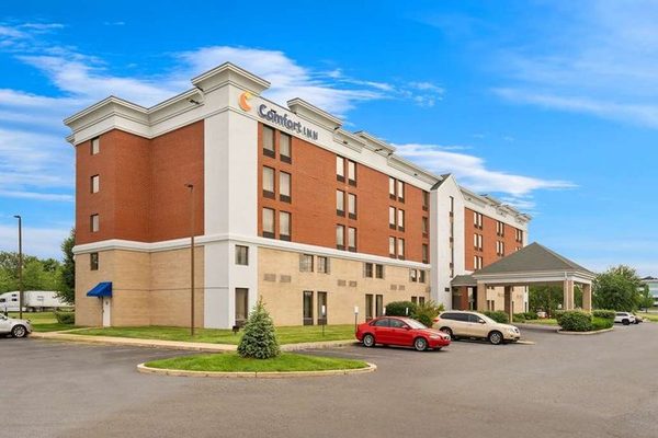 Comfort Inn Lehigh Valley West — Property