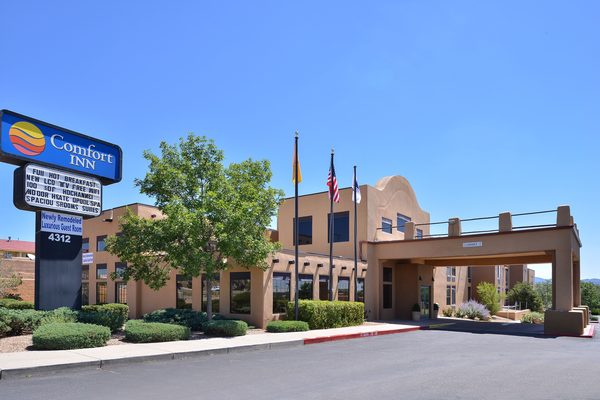 Comfort Inn Santa Fe — Property