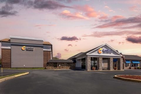 Comfort Inn Suites Aberdeen near APG — Property