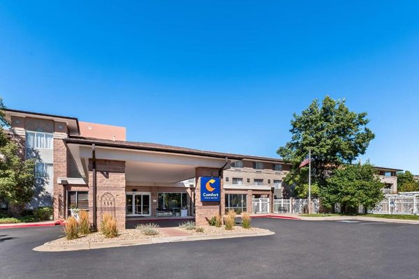 Comfort Inn Suites Boulder — Property