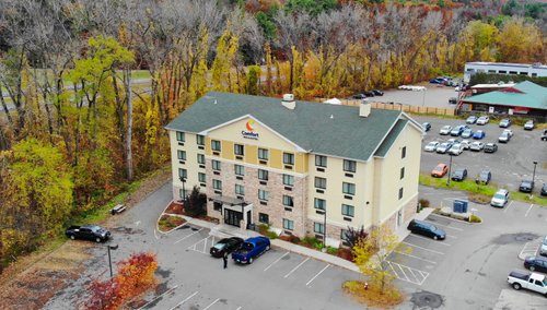 Comfort Inn Suites Brattleboro I 91 — Property