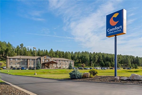 Comfort Inn Suites — Property