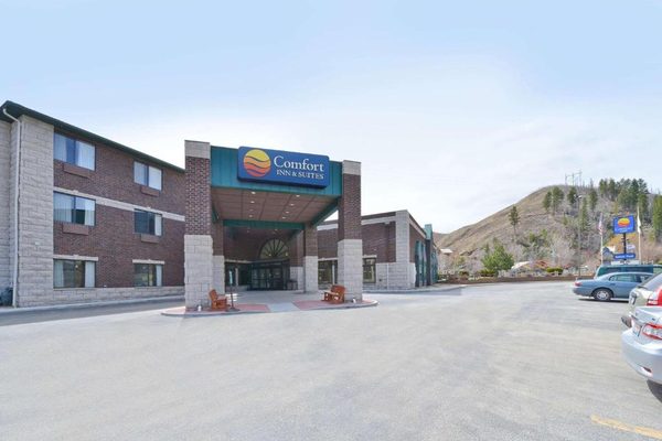 Comfort Inn Suites Deadwood — Property