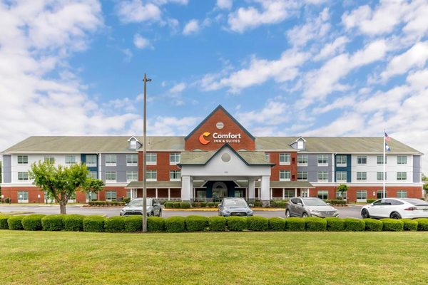 Comfort Inn Suites Hampton Near Coliseum — Property