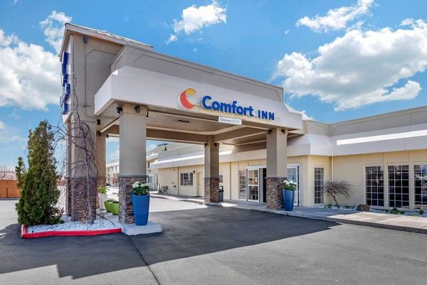 Comfort Inn Suites Klamath Falls — Property