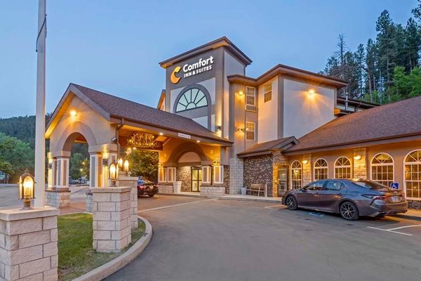 Comfort Inn Suites Mt Rushmore — Property