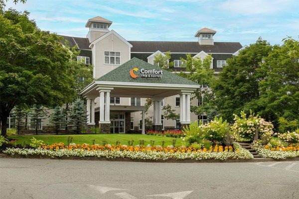 Comfort Inn Suites Near Burke Mountain — Property