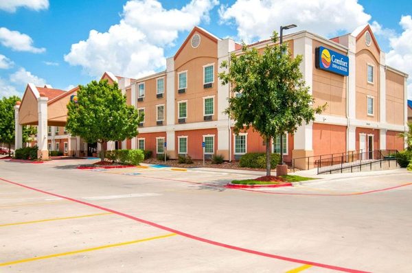 Comfort Inn Suites near Medical Center — Property