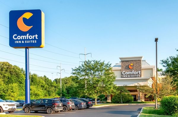 Comfort Inn Suites Newark Wilmington — Property