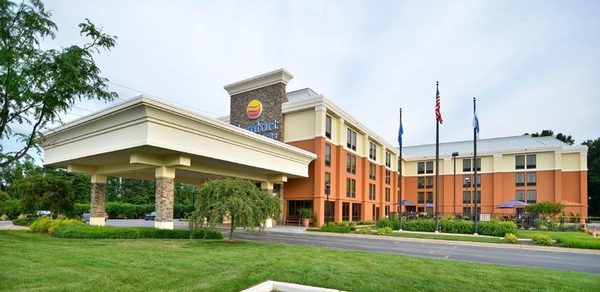 Comfort Inn Suites Newark Wilmington — Property