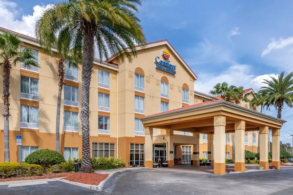 Comfort Inn Suites Orlando North Sanford Florida — Property