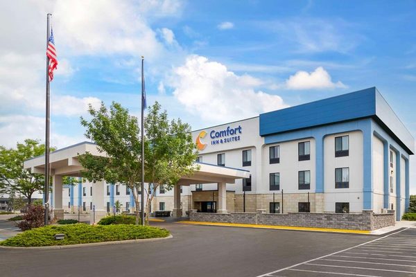 Comfort Inn Suites — Property
