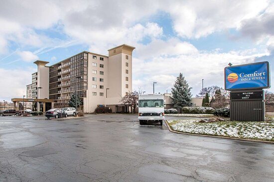 Comfort Inn Suites Rochelle Illinois — Property