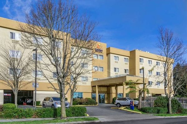 Comfort Inn Suites Seattle North — Property