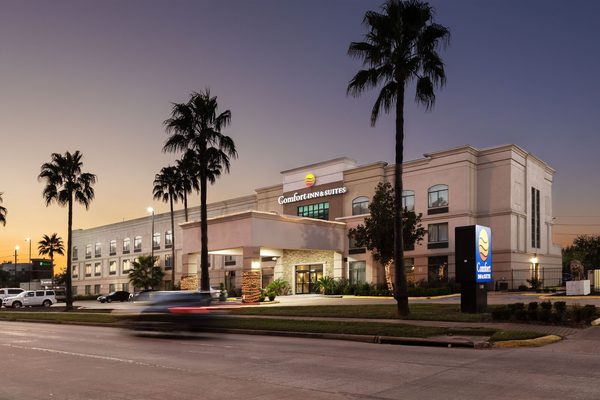Comfort Inn Suites SW Houston Sugarland — Property