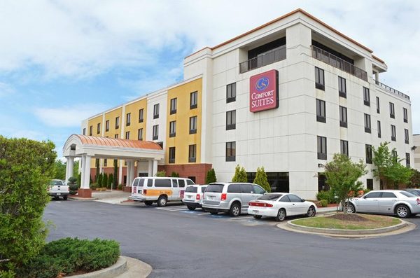 Comfort Suites Atlanta Airport — Property