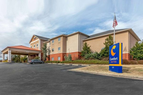 Comfort Suites — Property