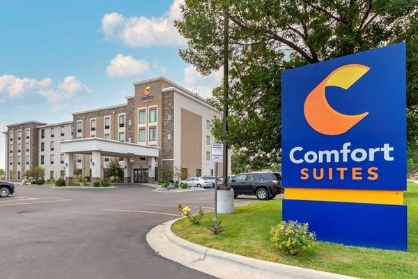 Comfort Suites — Property