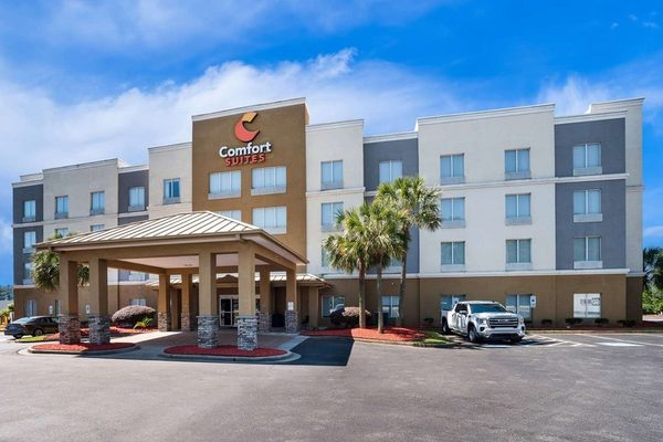Comfort Suites Columbia at Harbison — Property