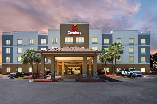 Comfort Suites Columbia at Harbison — Property