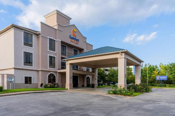 Comfort Suites Houston West At Clay Road — Property