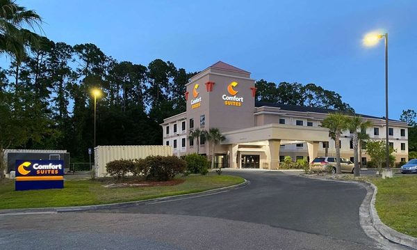 Comfort Suites Kings Bay Naval Base Area — Property