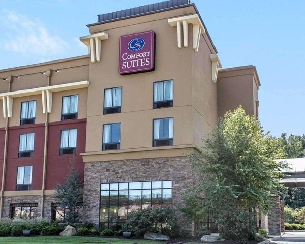 Comfort Suites Kodak — Property