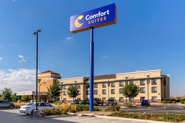 Comfort Suites Longmont — Property