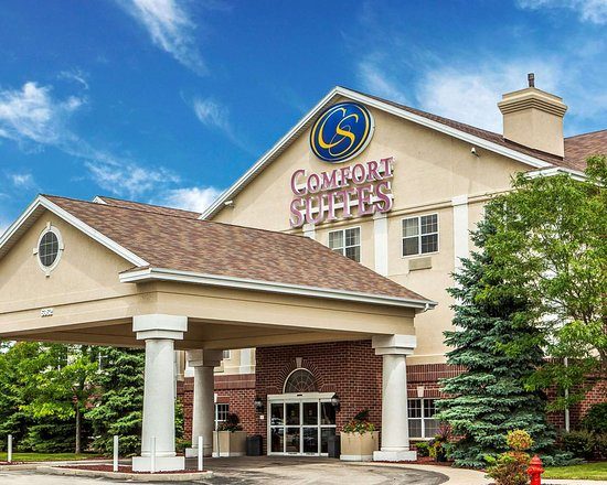 Comfort Suites Milwaukee Airport — Property