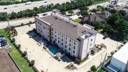 Comfort Suites Near Sam Houston Race Park — Property