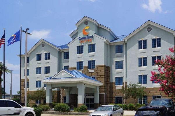 Comfort Suites New Orleans — Property