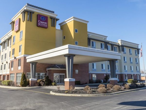Comfort Suites Seaford — Property