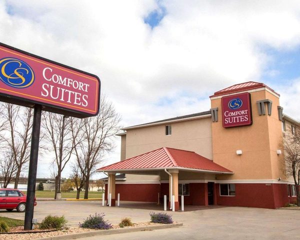 Comfort Suites — Property